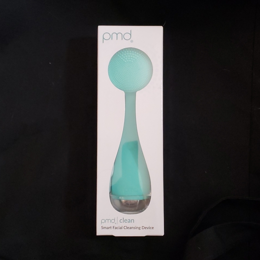 COPY - Smart Facial Cleansing Device